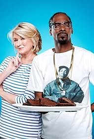 watch-Martha & Snoop's Potluck Party Challenge (2016)