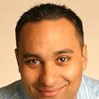 watch-Russell Peters: Act Your Age (2024)